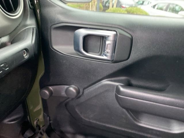 Used 2021 Jeep Wrangler Sport image 26