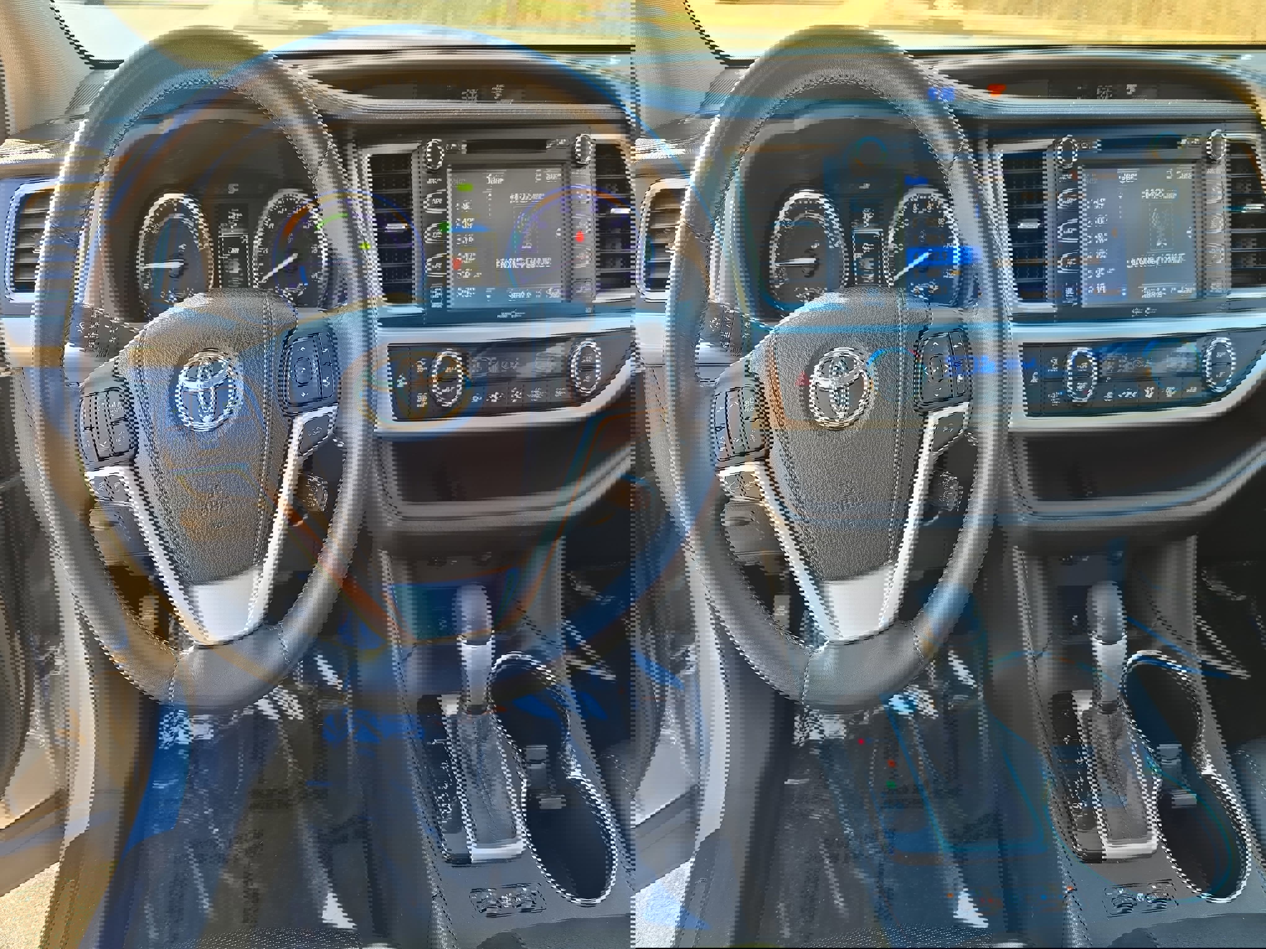 Used 2014 Toyota Highlander Limited image 18