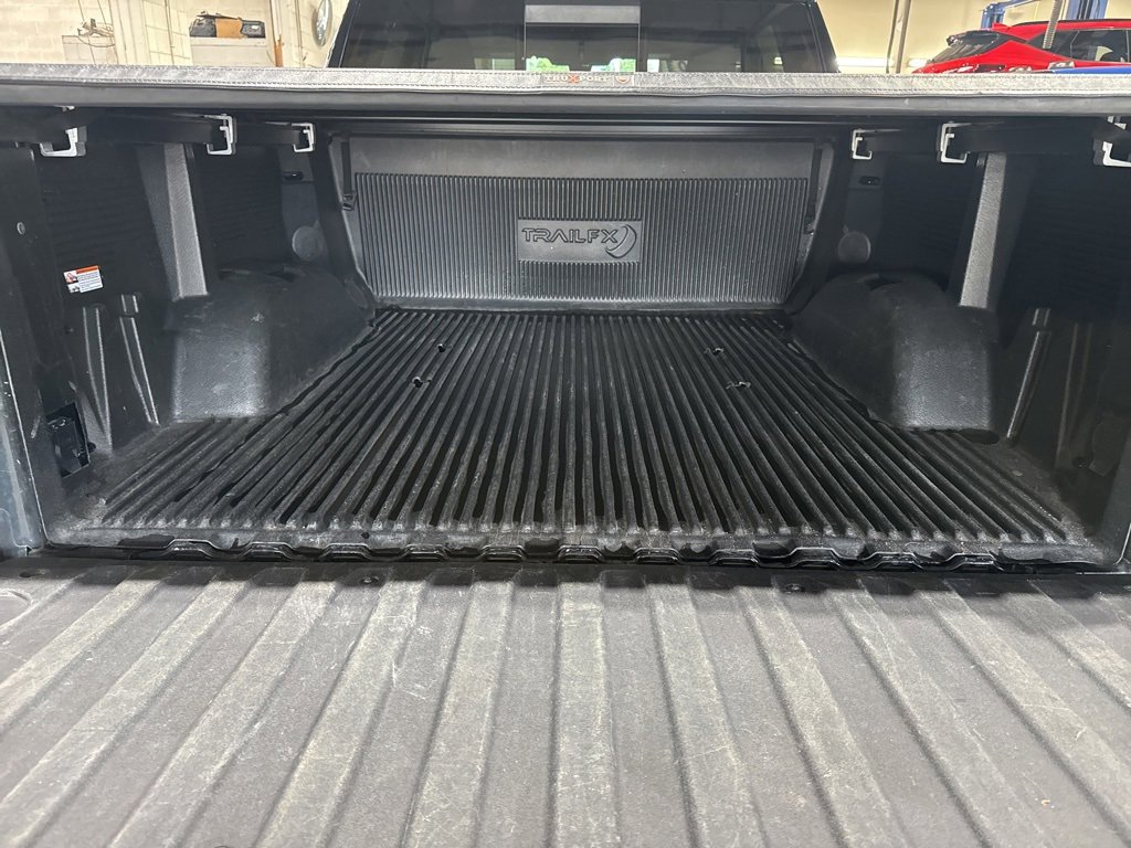 Used 2020 Chevrolet Silverado 1500 LTZ w/ LTZ Premium Package image 15