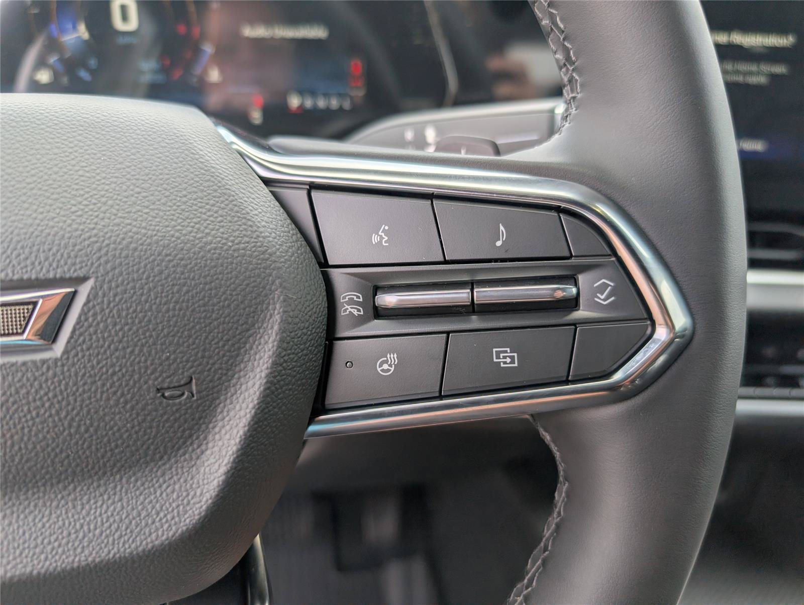 New 2026 Chevrolet Equinox LT FWD image 19