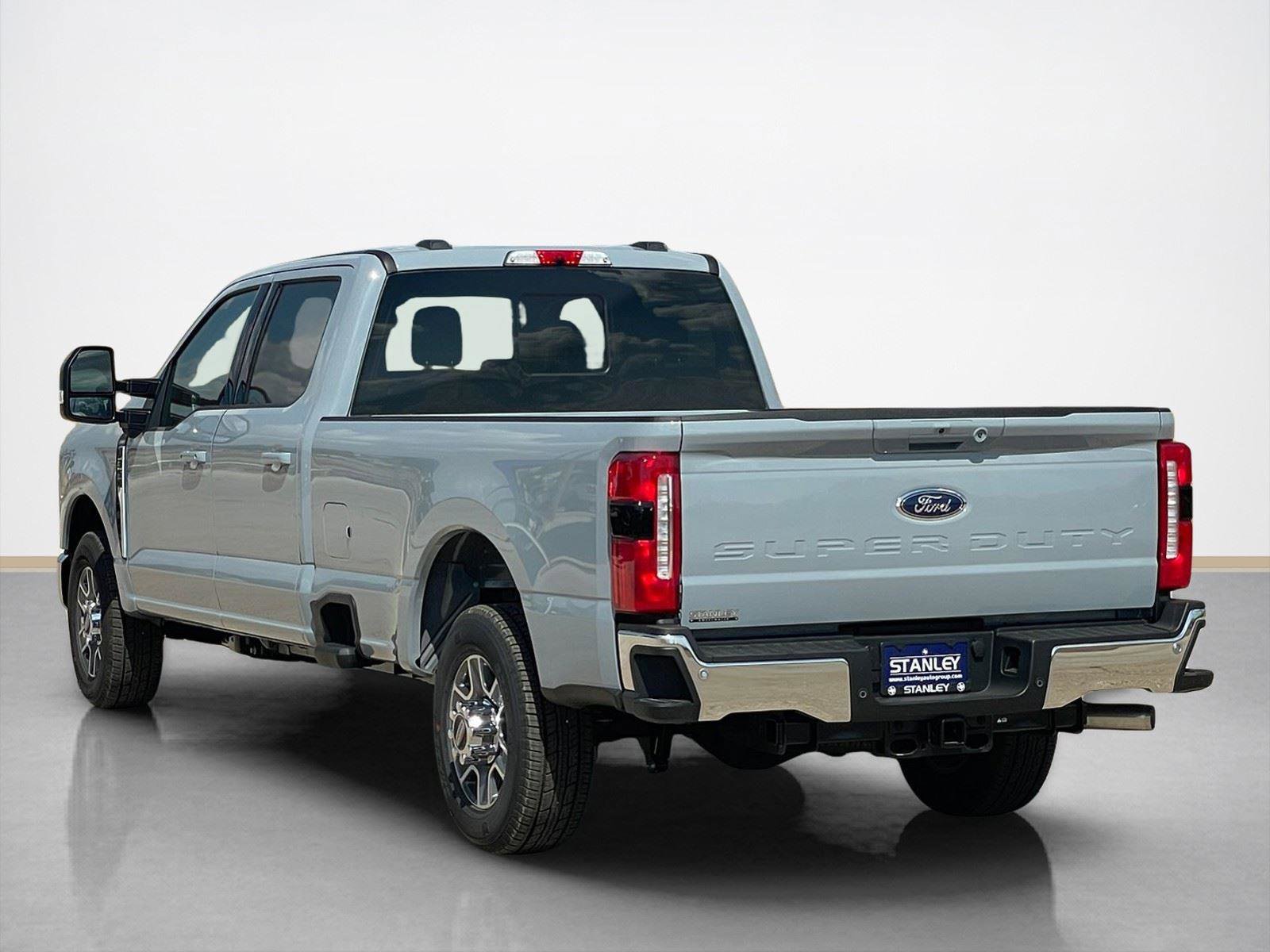 New 2026 Ford F350 Lariat RWD image 5