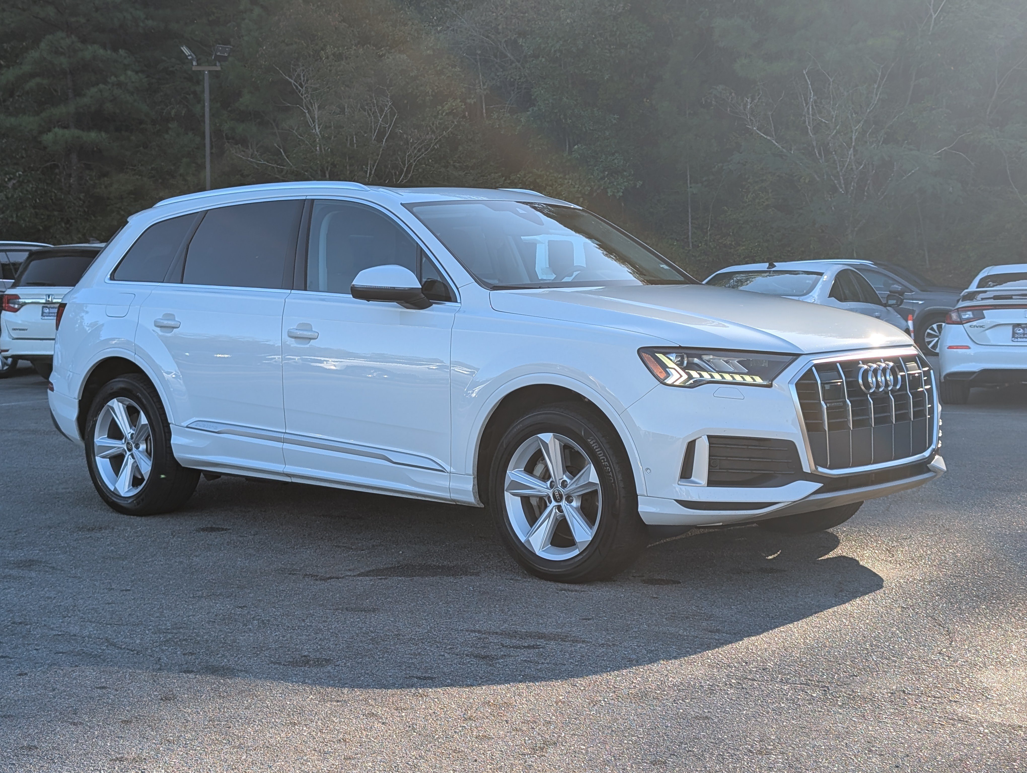 Used 2023 Audi Q7 2.0T Premium Plus w/ Premium Plus Package AWD/4WD image 11