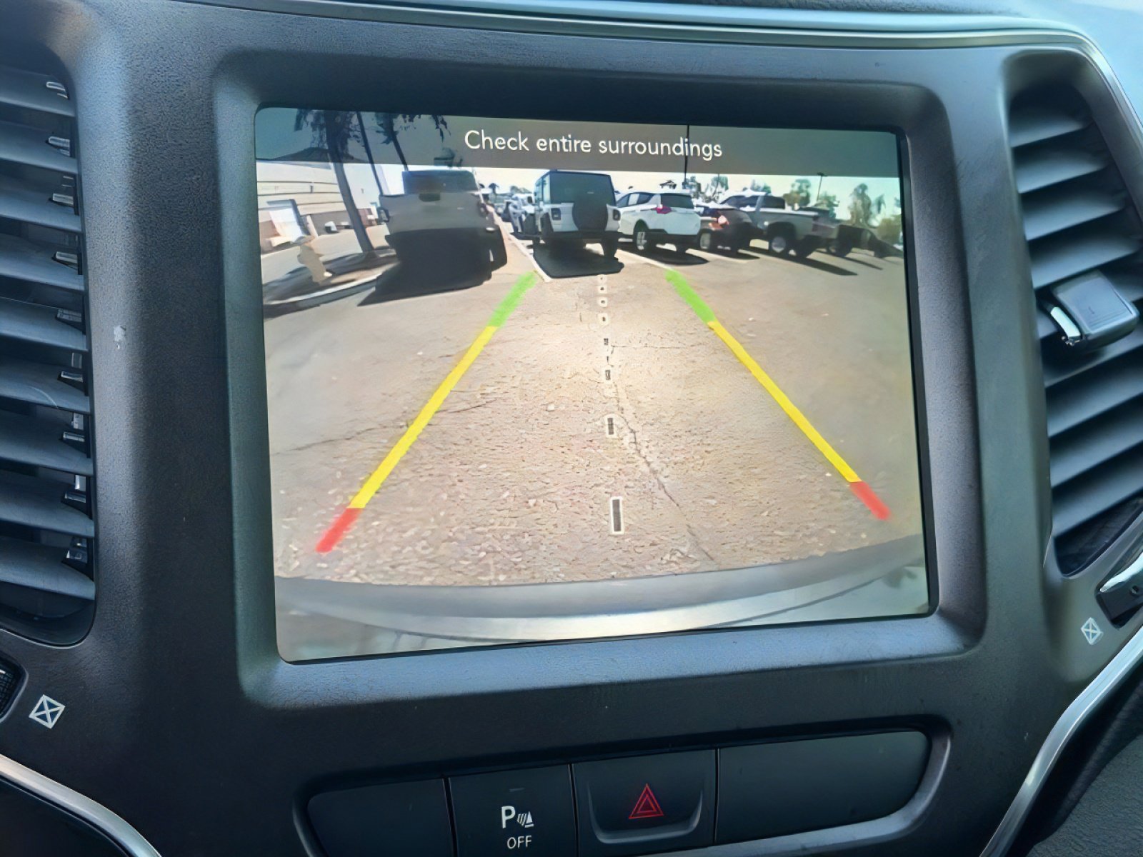 Used 2019 Jeep Cherokee Trailhawk w/ Comfort/Convenience Group image 26