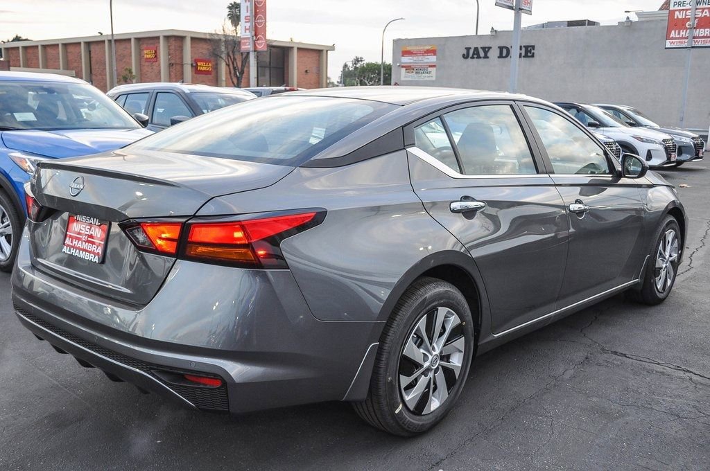 New 2024 Nissan Altima 2.5 S image 8