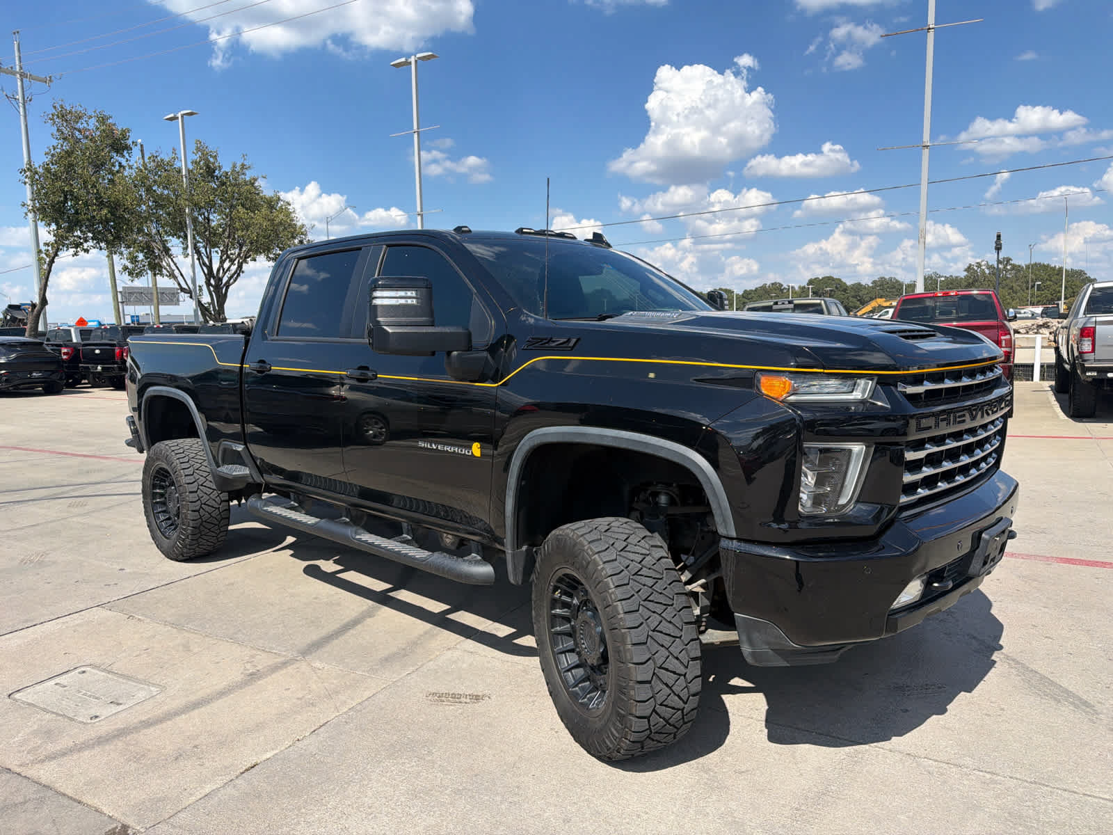 Used 2021 Chevrolet Silverado 2500 LTZ w/ Carhartt Edition AWD/4WD image 4