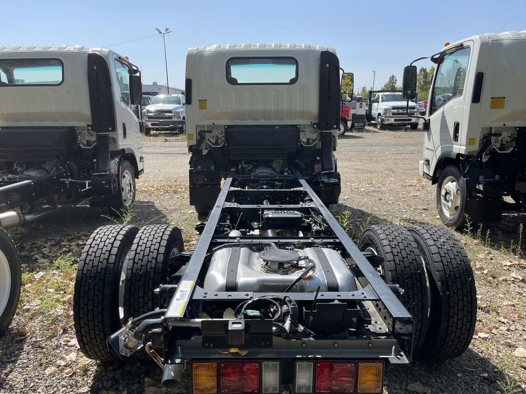 New 2024 Chevrolet Low Cab Forward 5500XG image 3