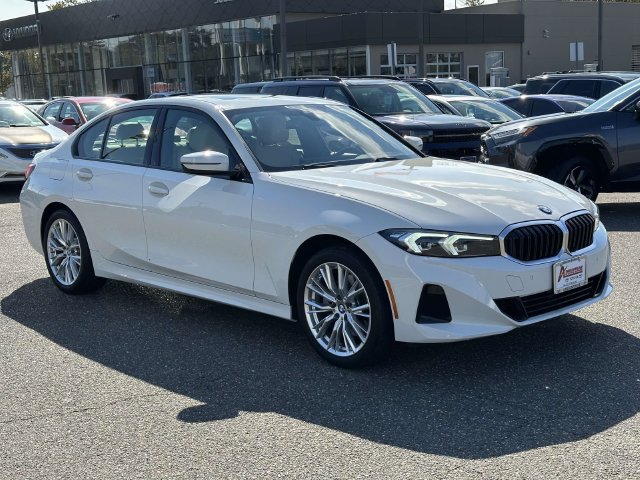 Used 2023 BMW 330i xDrive Sedan w/ Premium Package AWD/4WD 360° Tour
