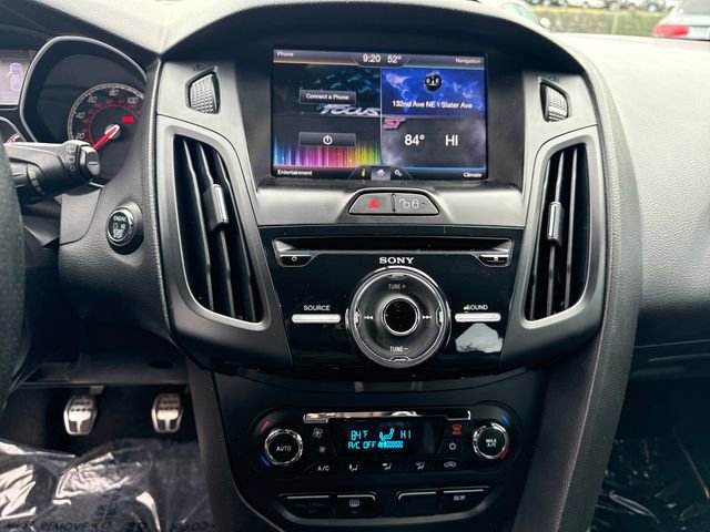 Used 2013 Ford Focus ST image 23