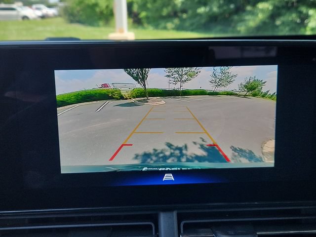 New 2026 Chevrolet Trax LT w/ LT Convenience Package FWD image 28
