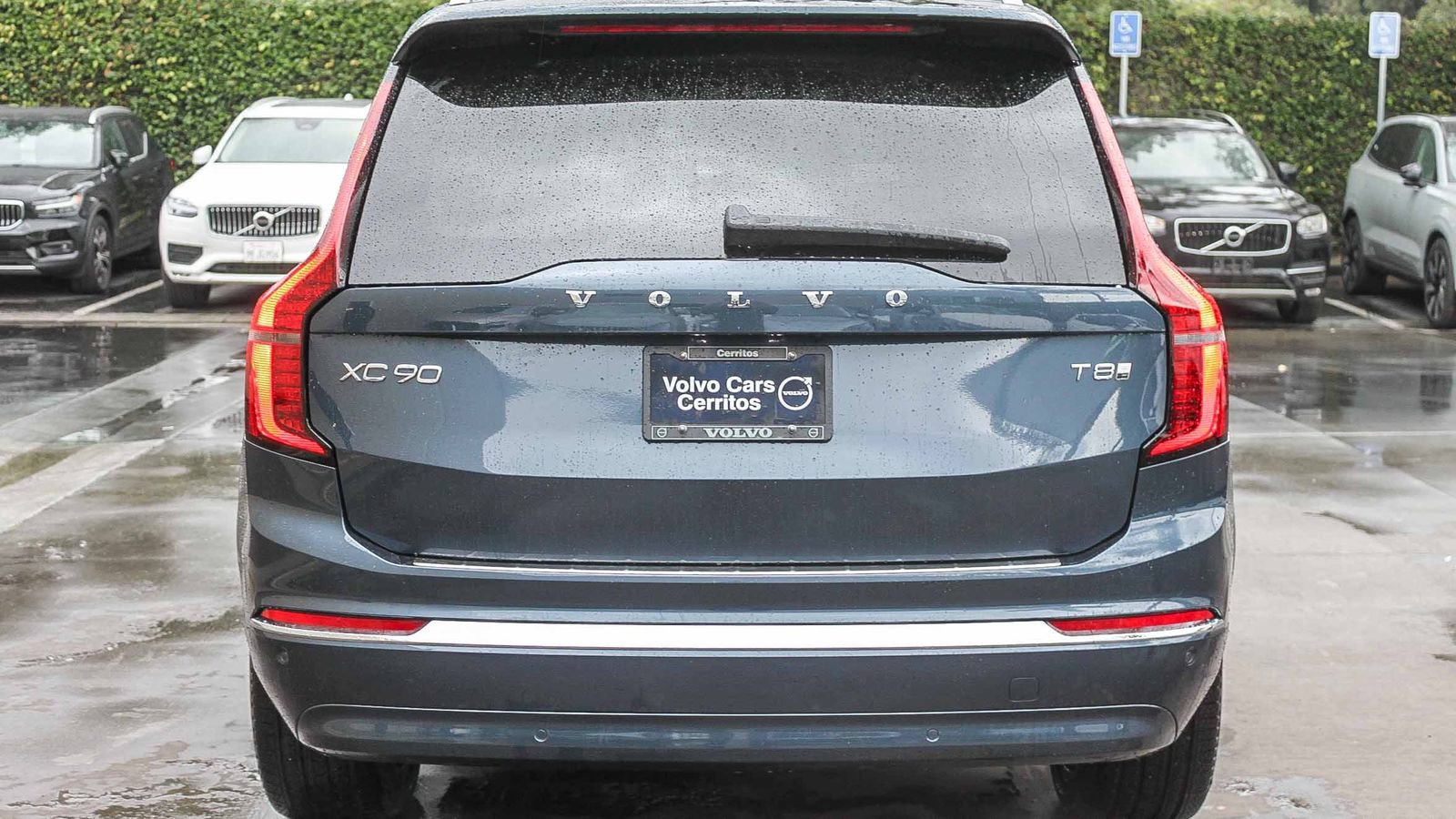 New 2026 Volvo XC90 T8 Plus w/ Protection Package Premier AWD/4WD image 7