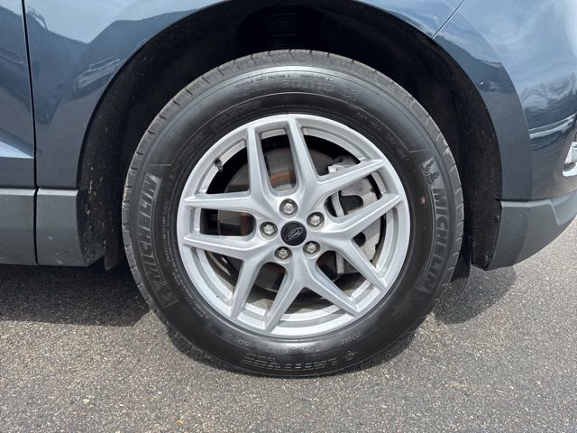 Certified 2024 Ford Edge SEL w/ Convenience Package AWD/4WD image 12