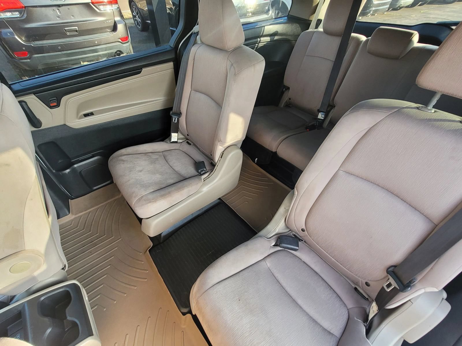 Used 2019 Honda Odyssey LX image 13