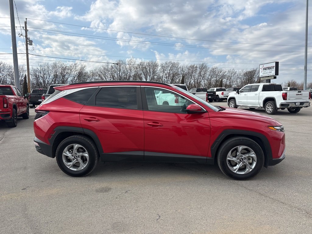 Used 2023 Hyundai Tucson SEL image 2