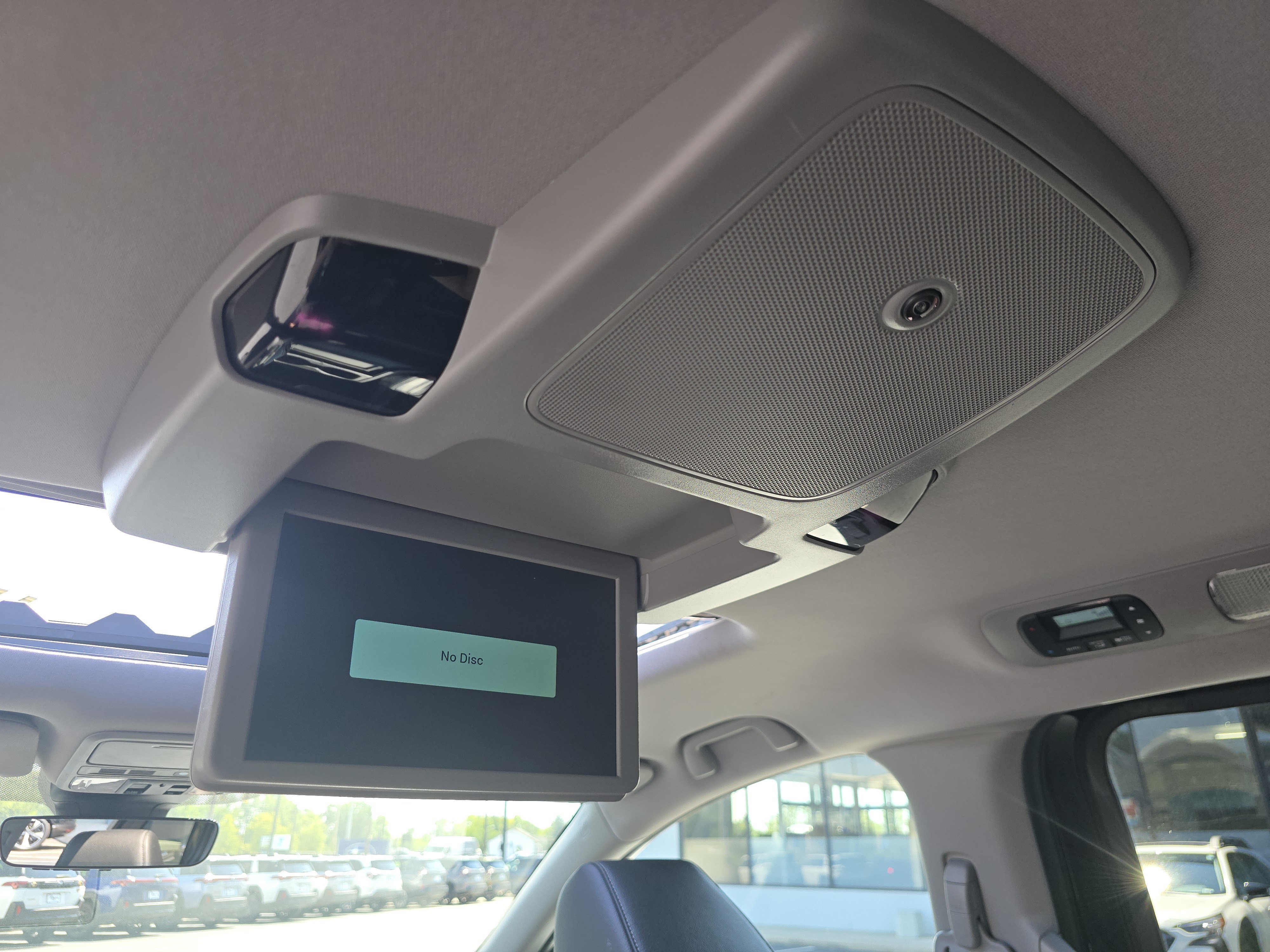 Used 2024 Honda Odyssey Touring image 13