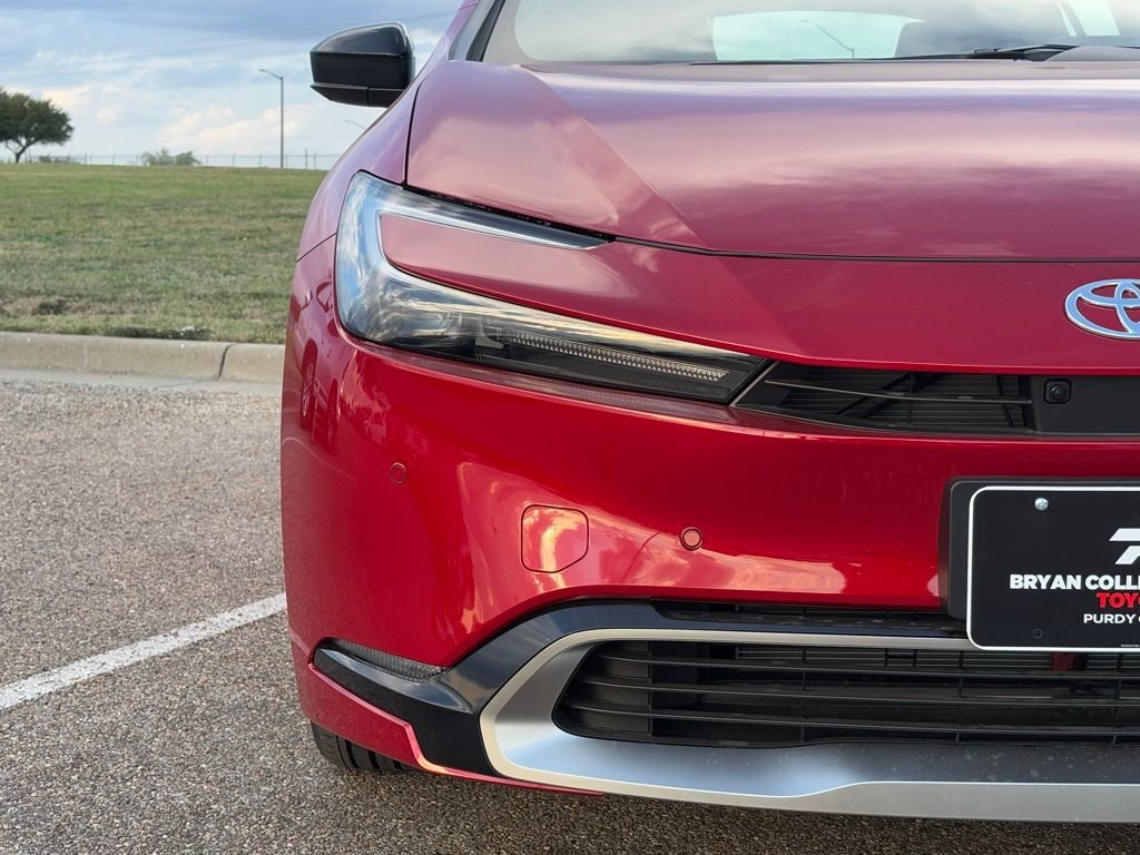 New 2026 Toyota Prius Plug-In Hybrid image 4