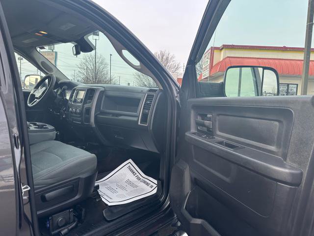 Used 2016 RAM 2500 Tradesman w/ Chrome Appearance Group AWD/4WD image 19