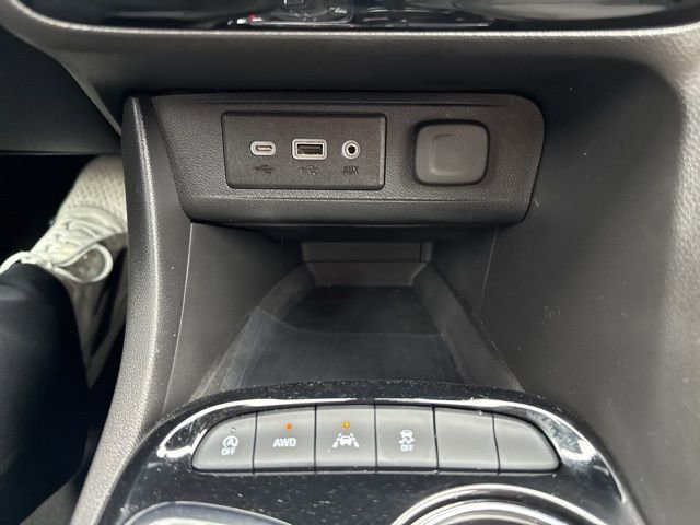 Used 2023 Buick Encore GX Preferred w/ Cold Weather Comfort Package image 29