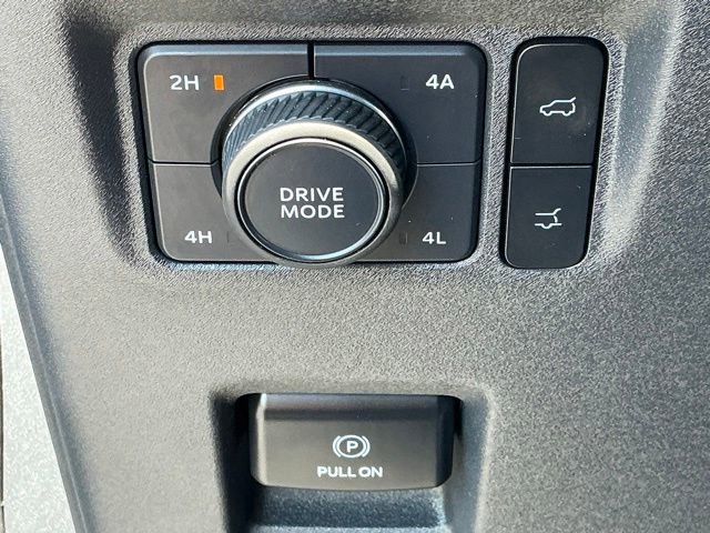 Used 2025 Ford Expedition Platinum AWD/4WD image 36