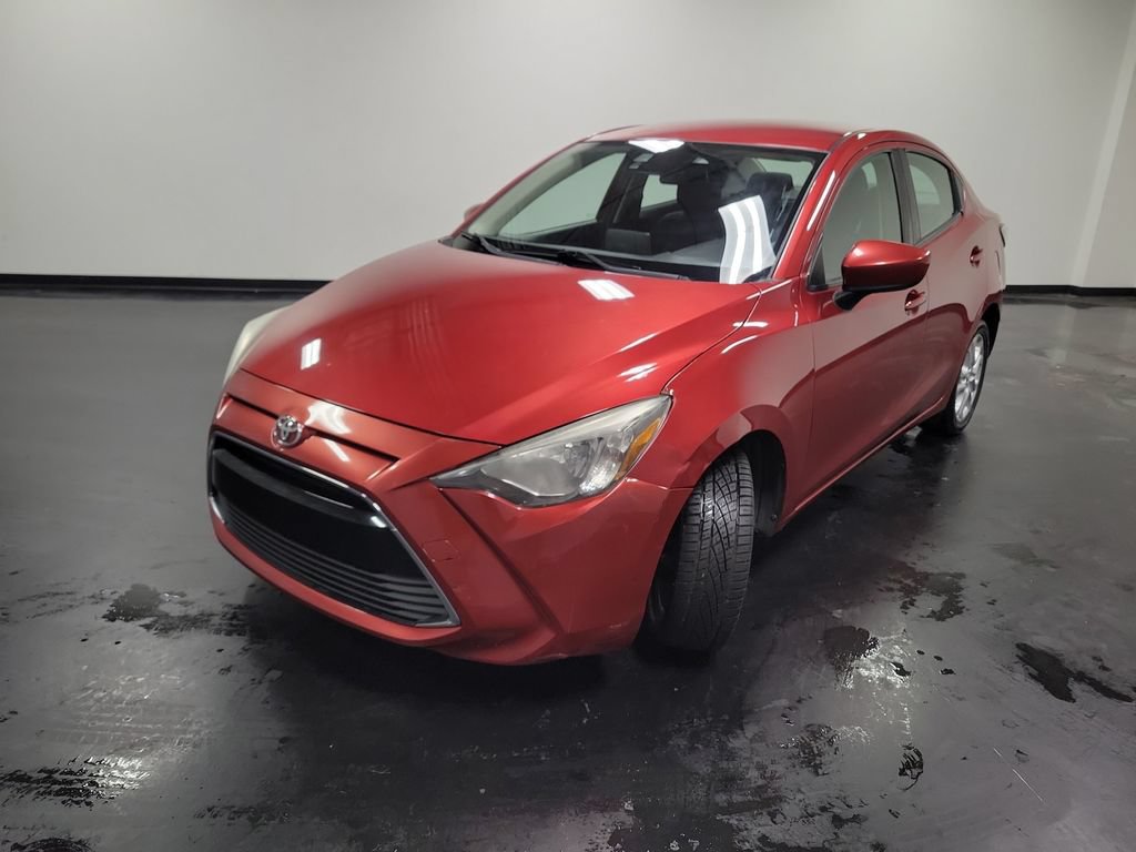 Used 2017 Toyota Yaris iA FWD image 4