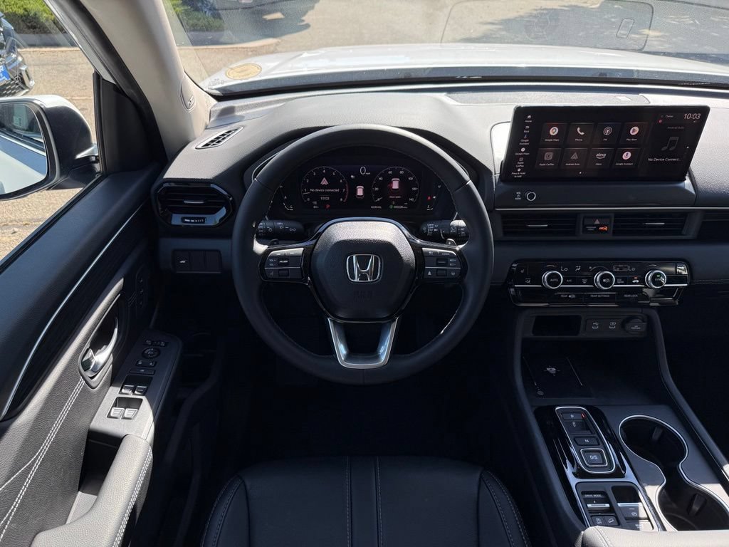 New 2026 Honda Pilot Touring image 3