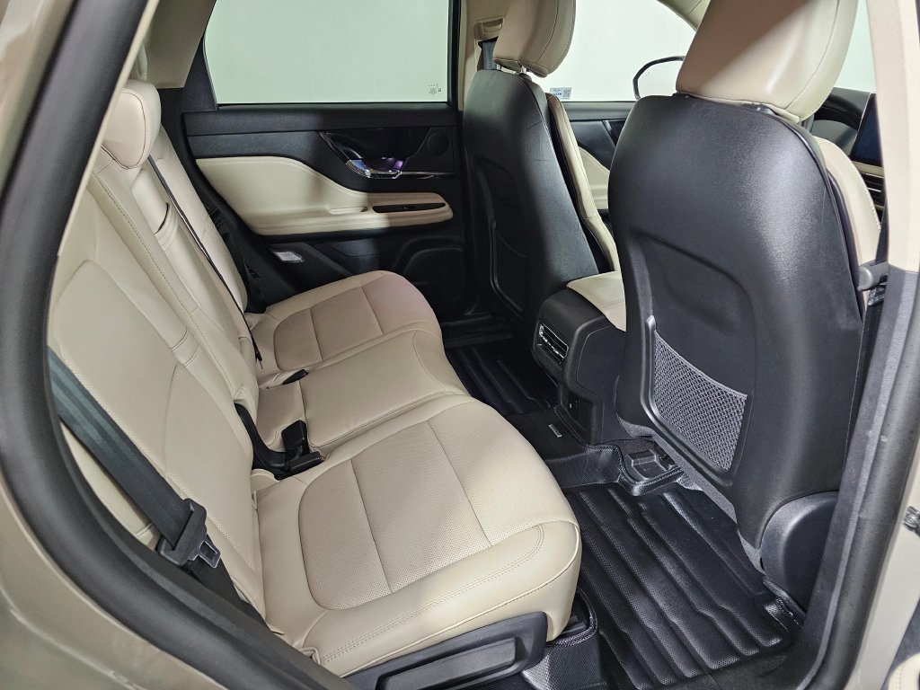 Certified 2025 Lincoln Corsair Grand Touring AWD/4WD image 14