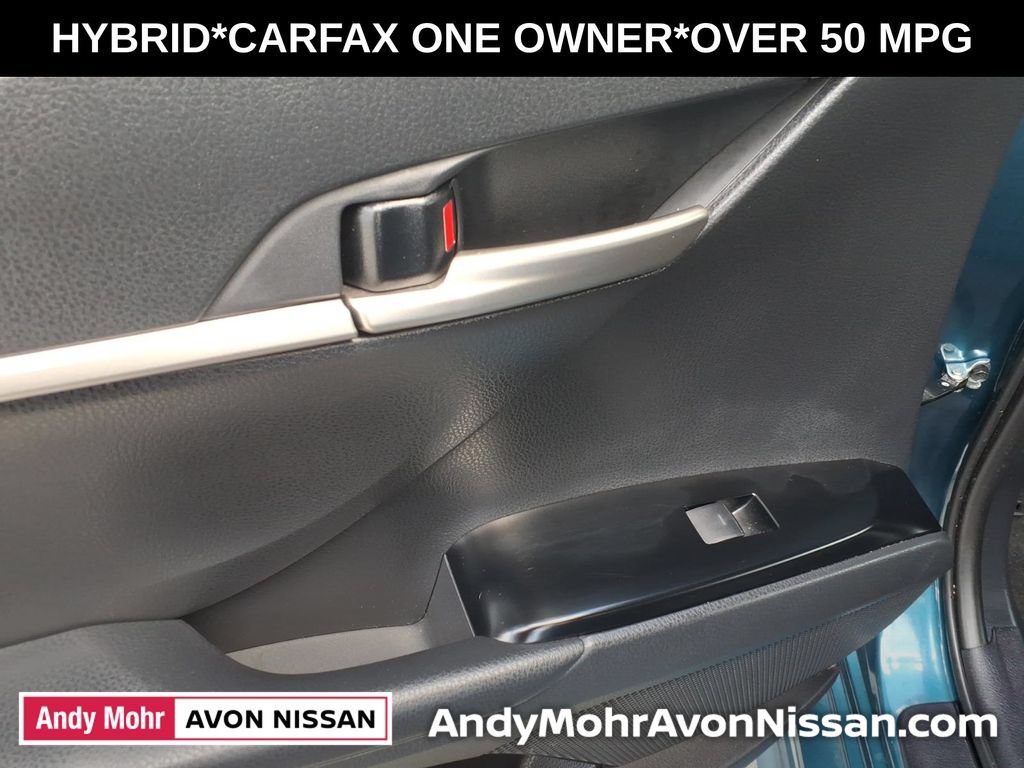 Used 2025 Toyota Camry SE FWD image 34