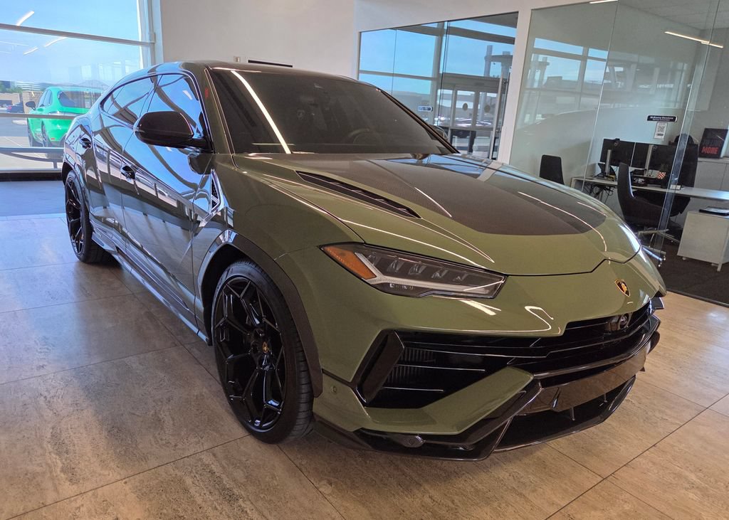 Used 2024 Lamborghini Urus Performante AWD/4WD image 16