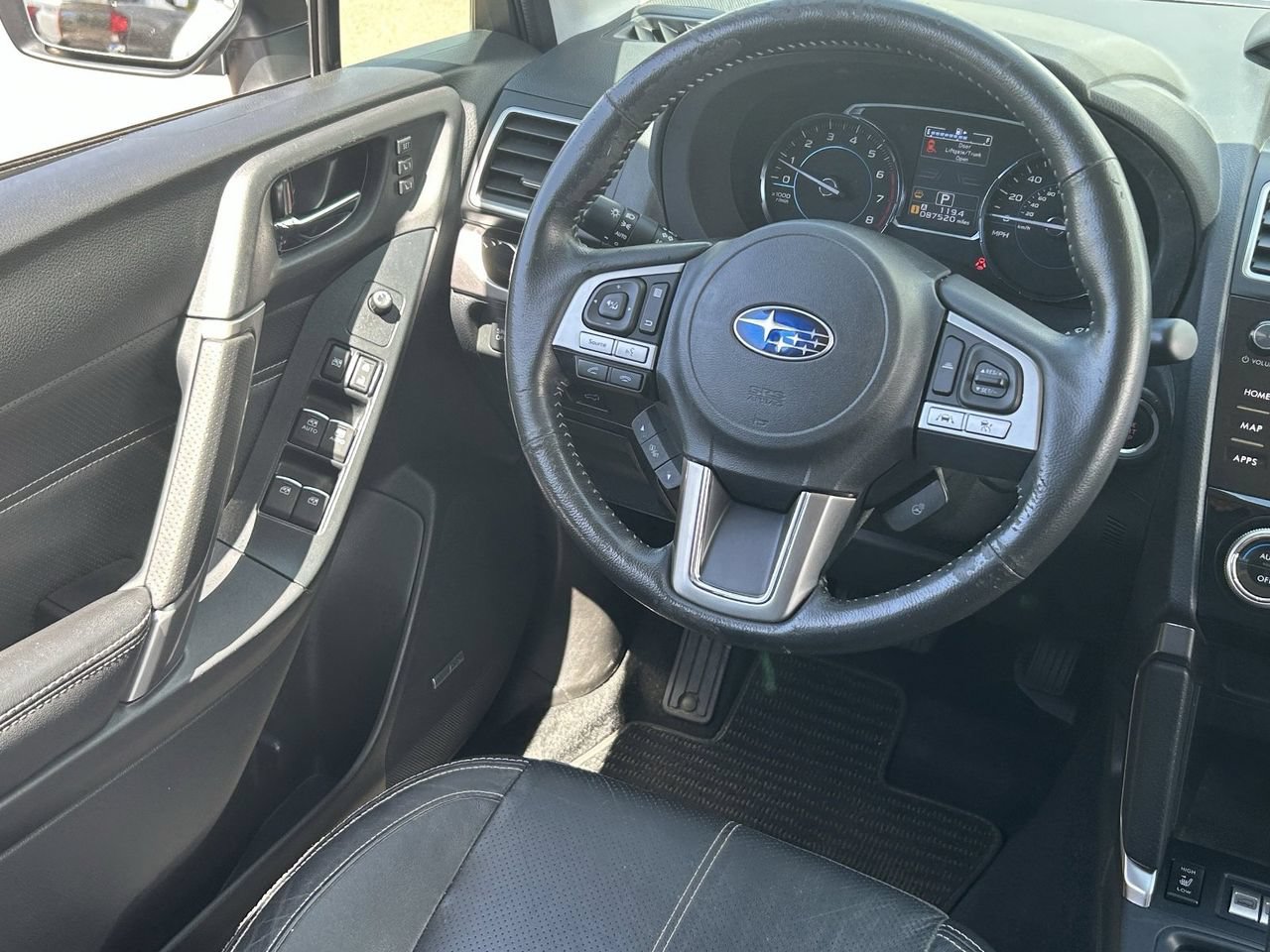 Used 2018 Subaru Forester 2.5i Touring w/ Popular Package #3B AWD/4WD image 17