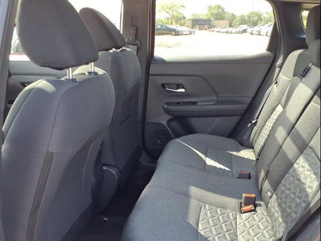 New 2026 Nissan Kicks SV image 32