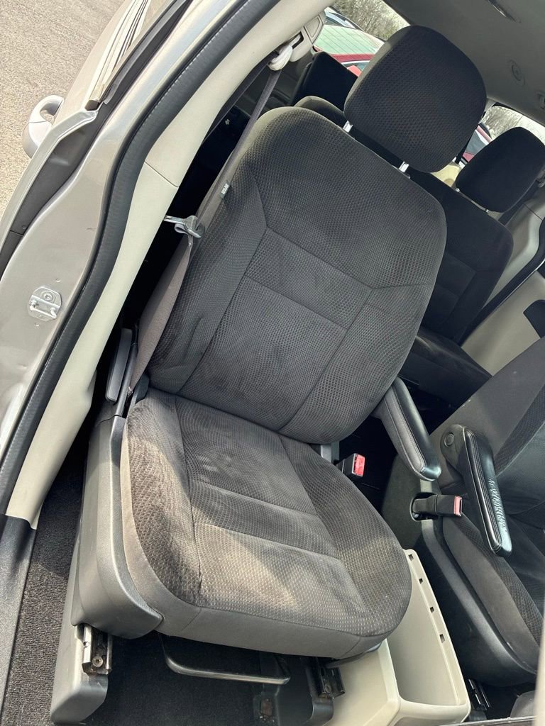 Used 2017 Dodge Grand Caravan SE w/ Power Window Group image 18