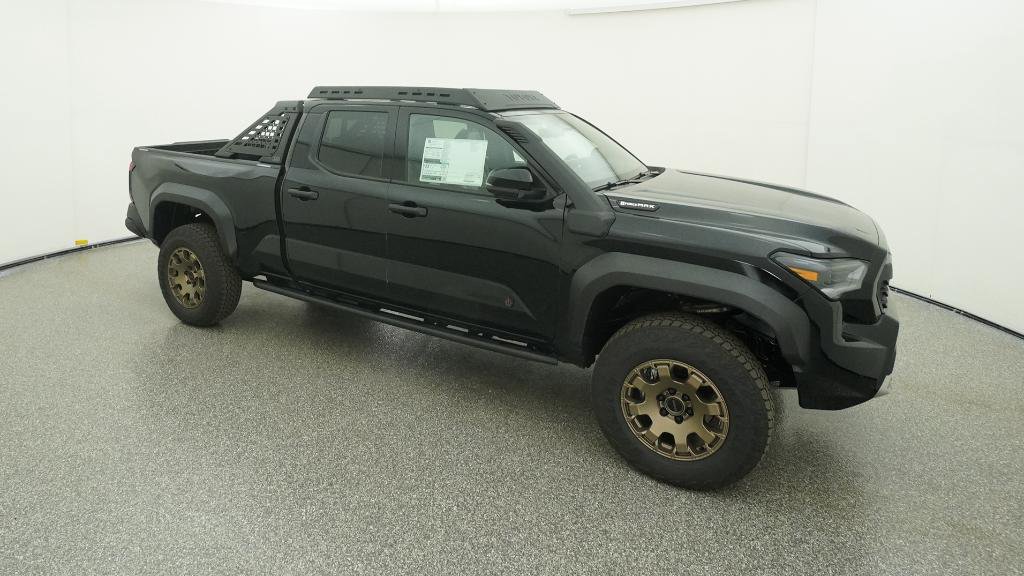 New 2025 Toyota Tacoma Trailhunter image 27