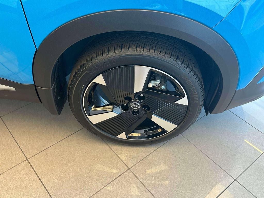 New 2026 Nissan Kicks SR w/ Illumination Package AWD/4WD image 10