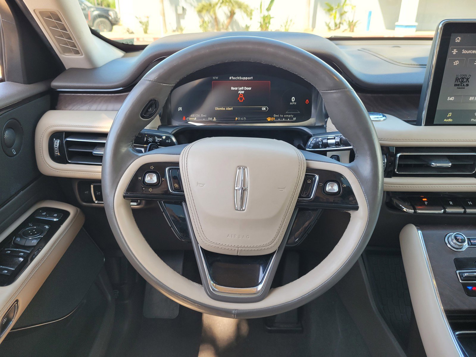 Used 2023 Lincoln Aviator Reserve w/ Equipment Group 201A image 17