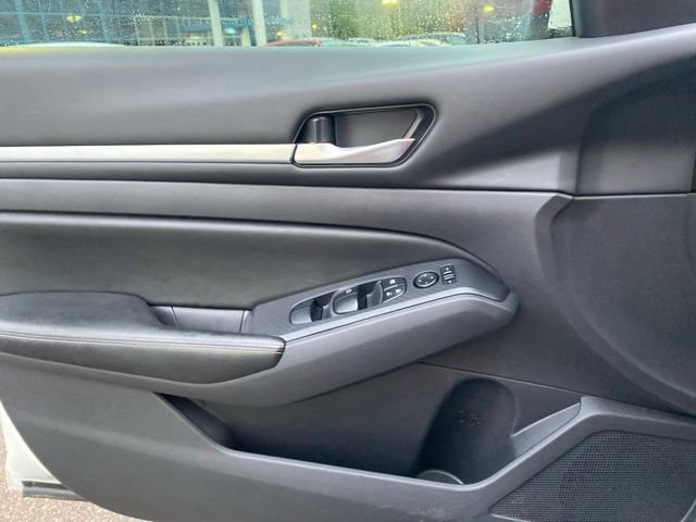 Used 2022 Nissan Altima 2.5 SV FWD image 19