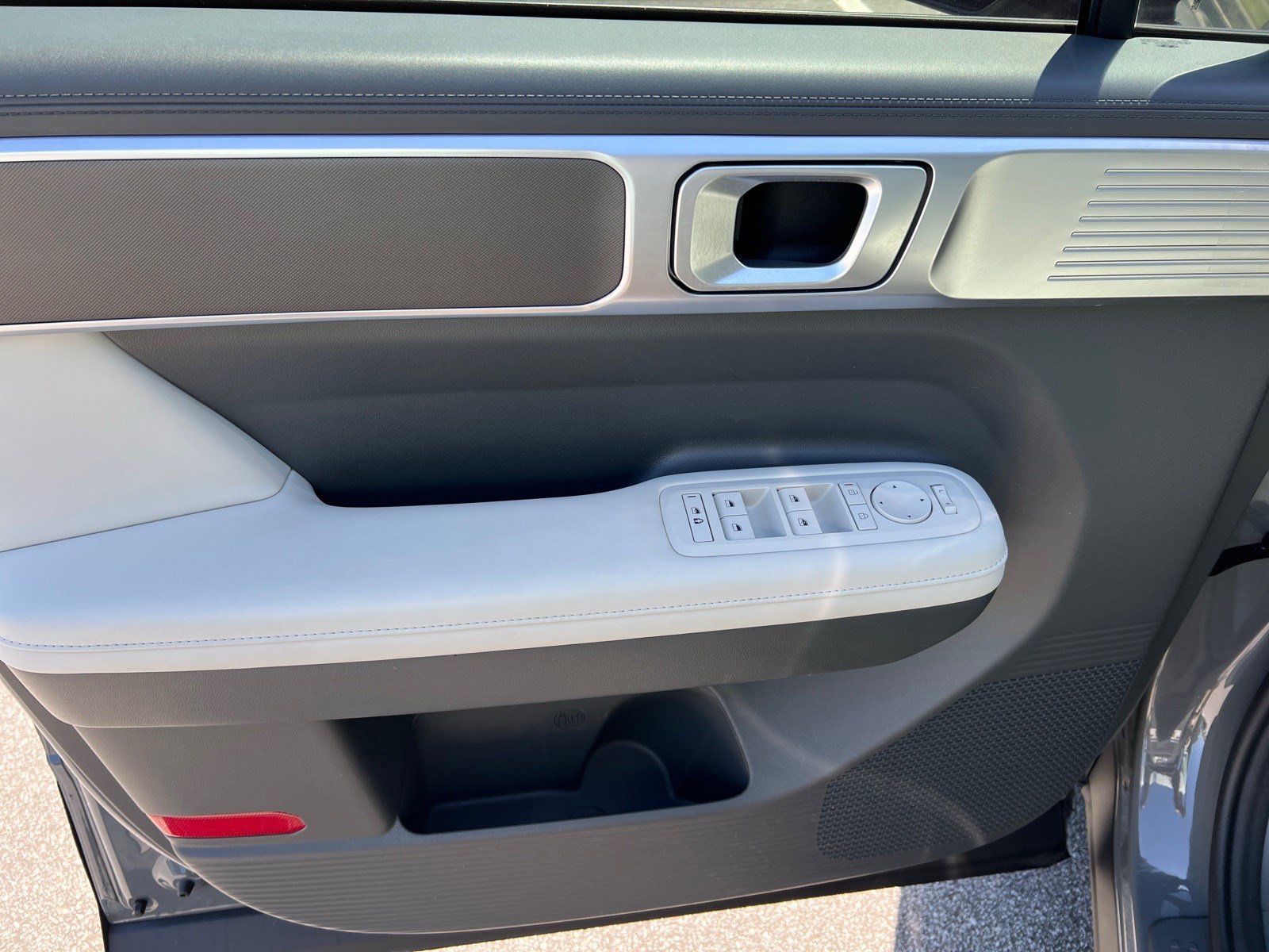 Used 2024 Hyundai Santa Fe SEL image 14