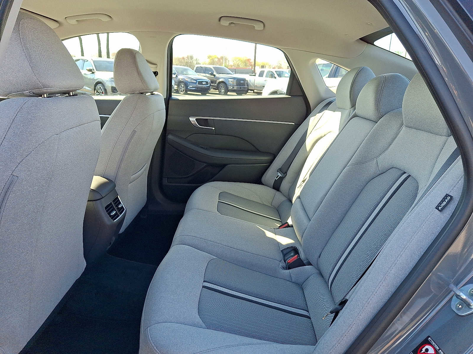 Used 2020 Hyundai Sonata SEL w/ Convenience Package image 11