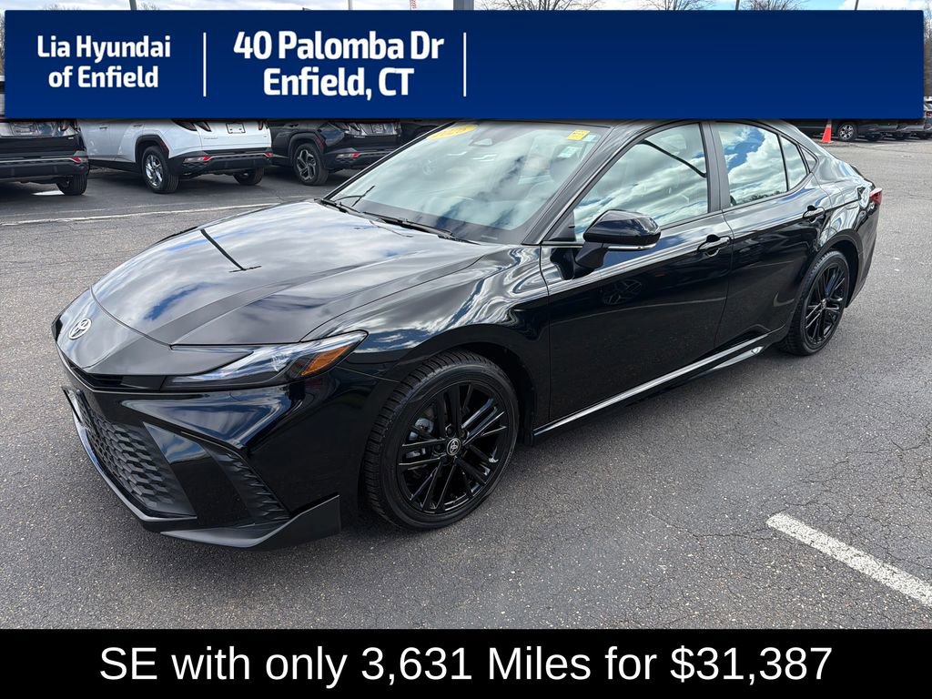 Used 2026 Toyota Camry SE w/ Convenience Package image 1
