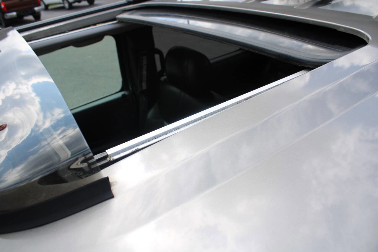 Used 2008 HUMMER H2 SUT image 36