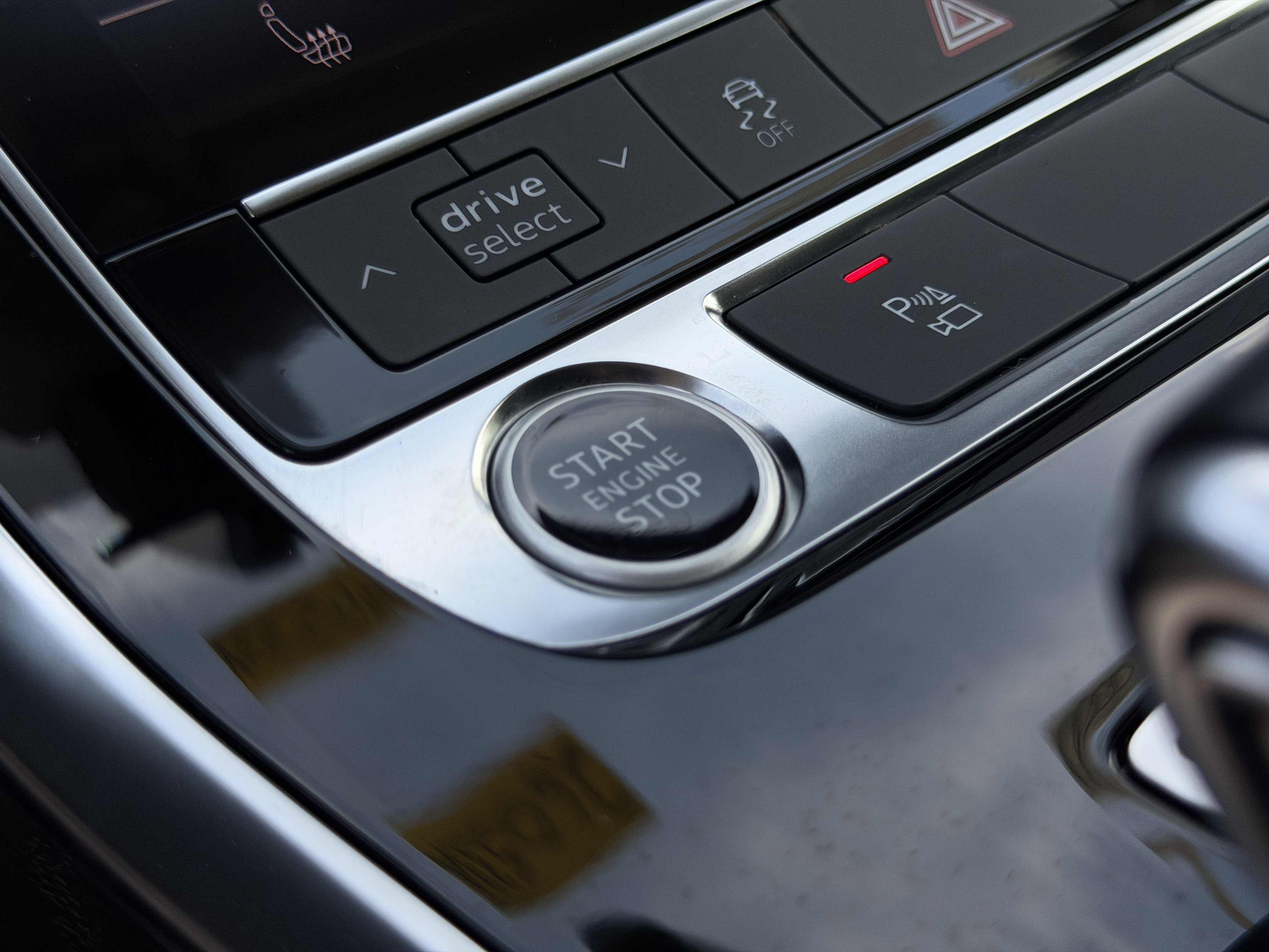 Certified 2022 Audi Q7 2.0T Premium Plus AWD/4WD image 29