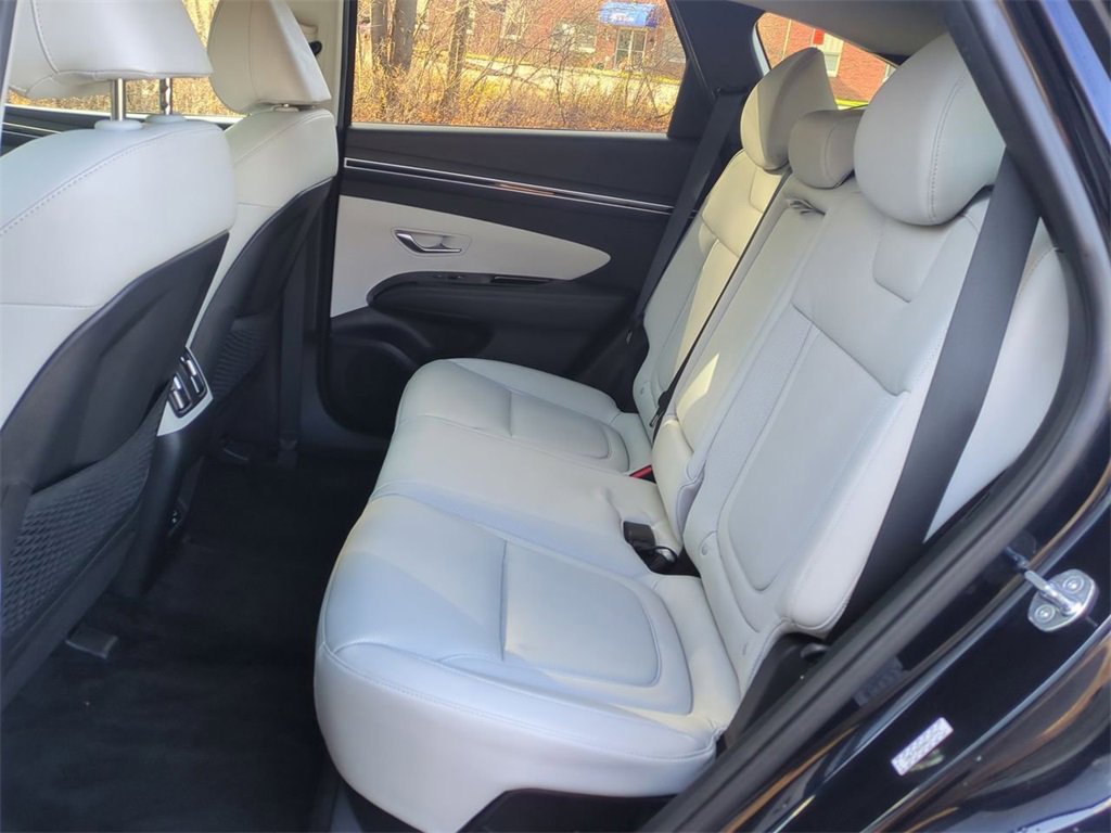 Used 2024 Hyundai Tucson Limited image 25