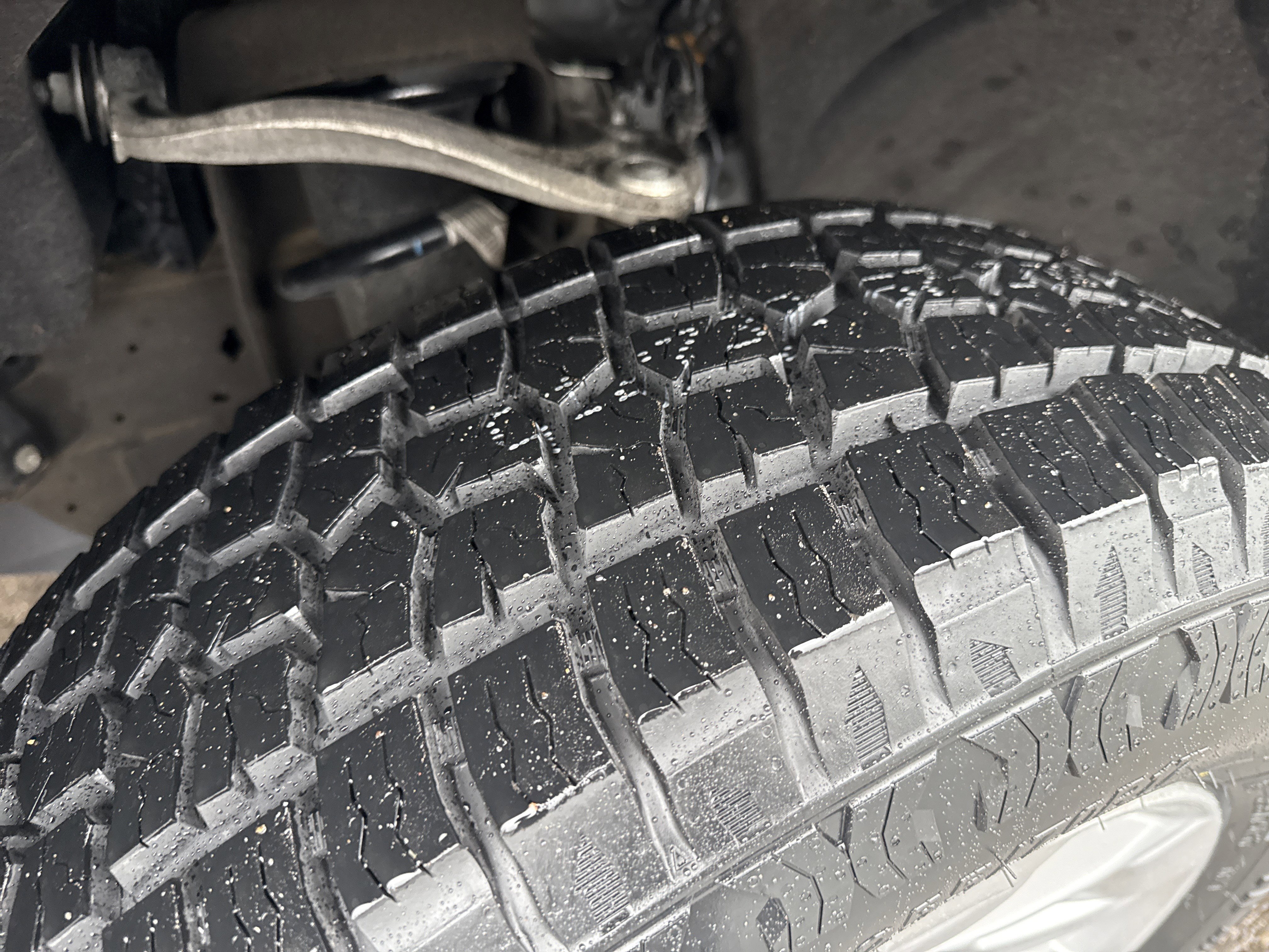 Used 2023 Chevrolet Silverado 1500 LT w/ Convenience Package II image 28