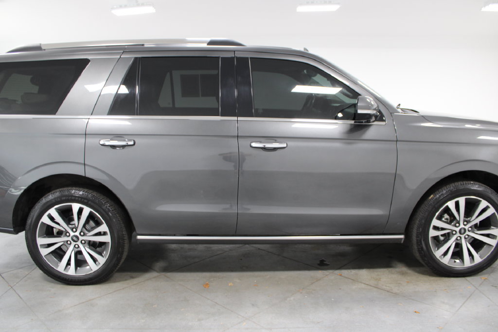 Used 2021 Ford Expedition Limited AWD/4WD image 11