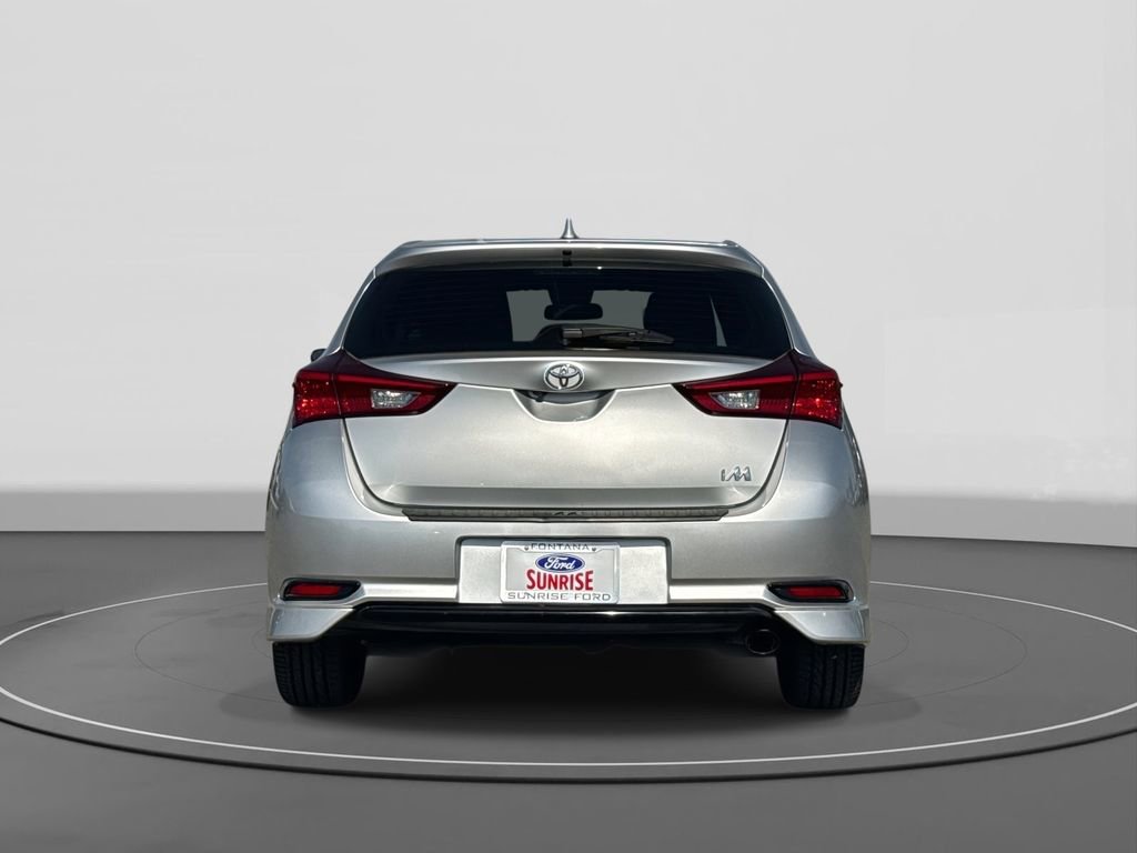 Used 2018 Toyota Corolla iM image 5