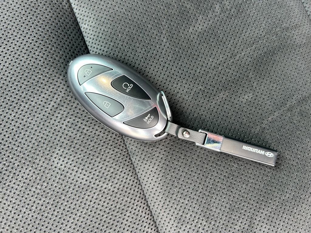 Certified 2025 Hyundai Kona N Line S image 33