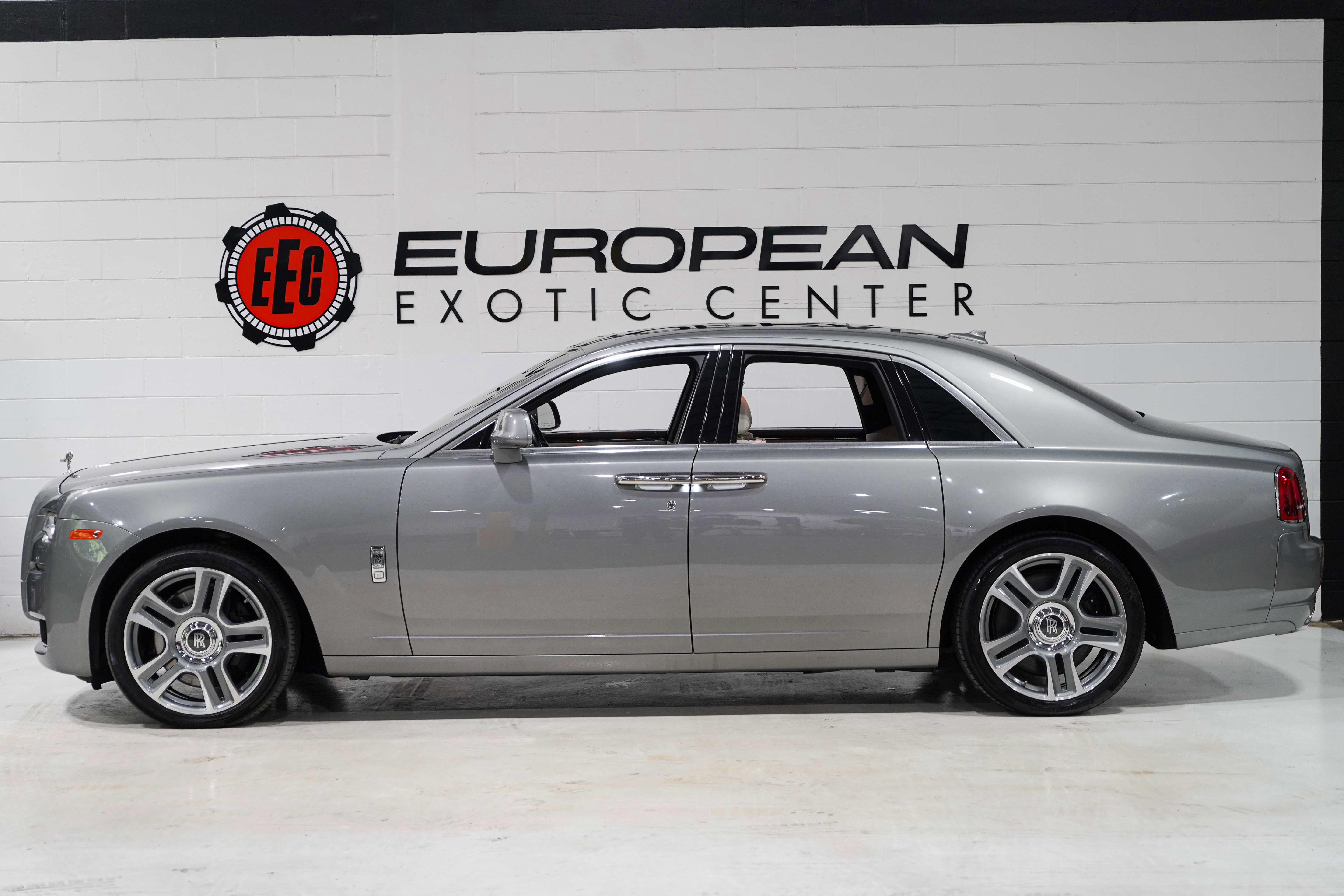 Used 2015 Rolls-Royce Ghost RWD image 7