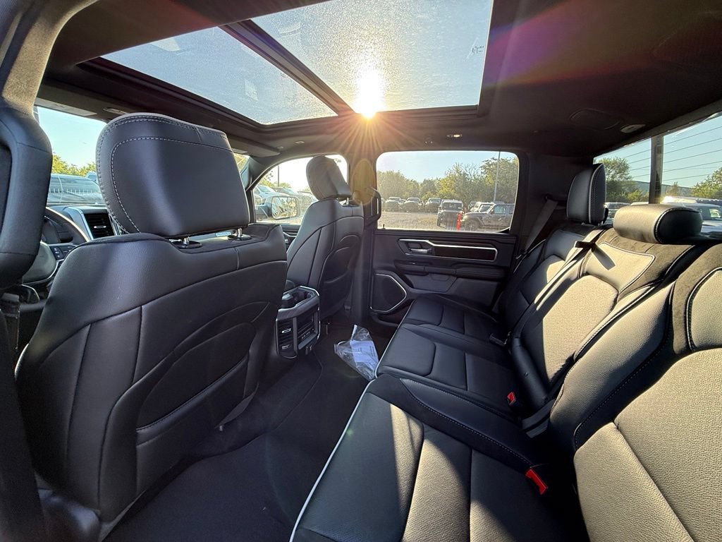 New 2027 RAM 1500 Laramie w/ Night Edition AWD/4WD image 25
