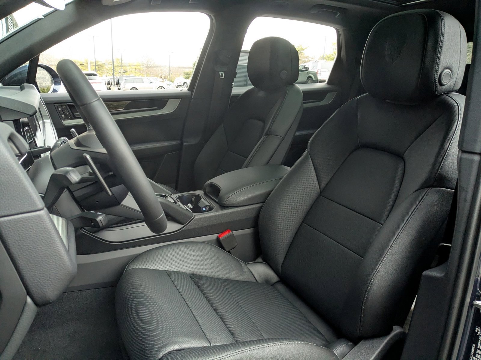 Certified 2026 Porsche Cayenne AWD/4WD image 5