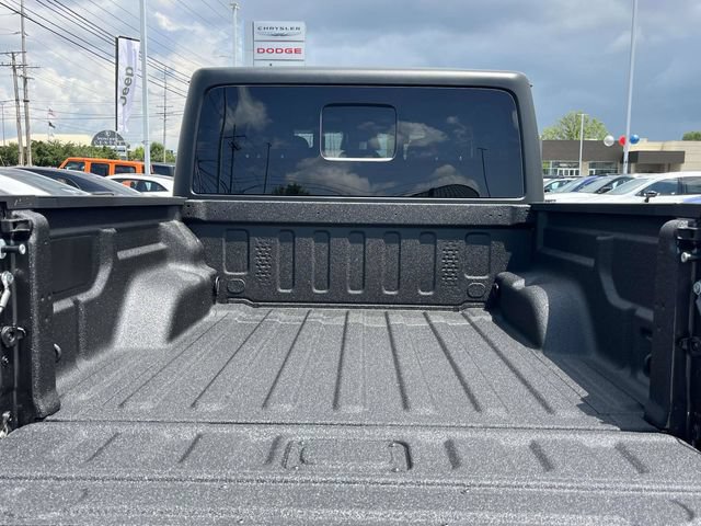 New 2026 Jeep Gladiator Sport AWD/4WD image 17