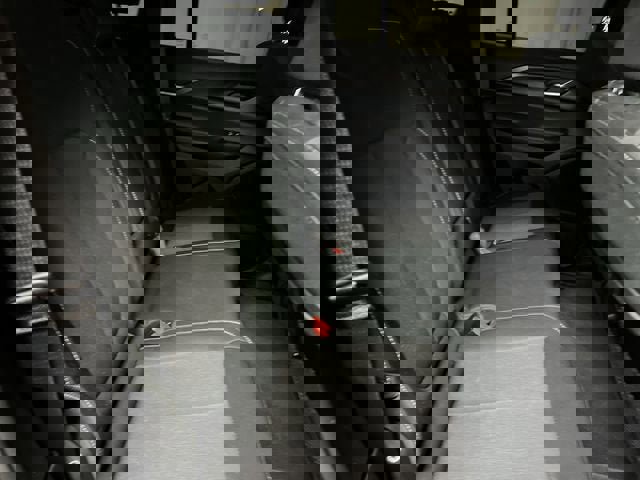 Used 2024 Jeep Grand Cherokee Laredo image 26