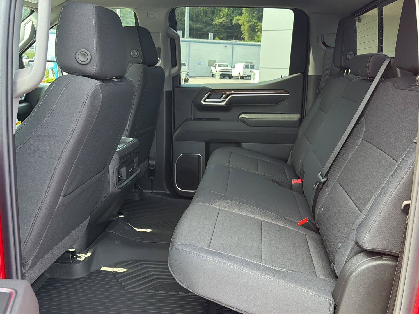 New 2026 Chevrolet Silverado 1500 LT AWD/4WD image 11